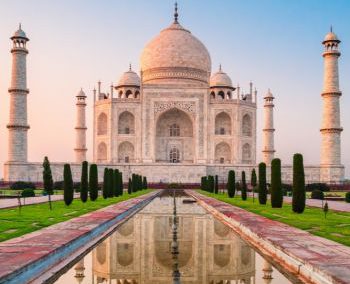 Royal Triangle Escape